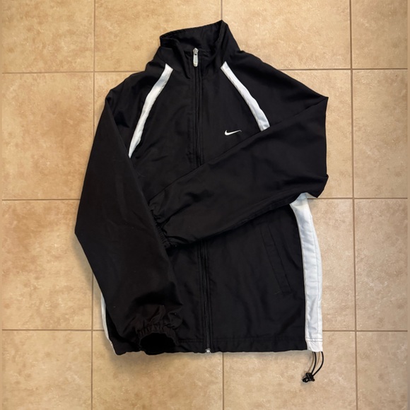 Nike vintage wind breaker - Picture 2 of 6